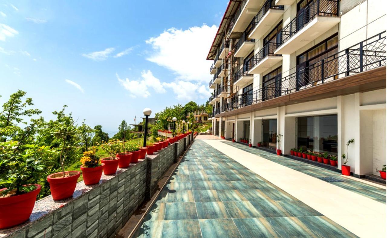 The Gateway Dal Lake Resort, Mcleodganj, Dharamshala แมคลอยด์กันจ์ ภายนอก รูปภาพ
