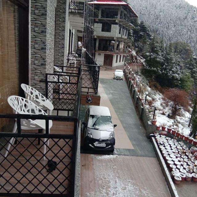 The Gateway Dal Lake Resort, Mcleodganj, Dharamshala แมคลอยด์กันจ์ ภายนอก รูปภาพ