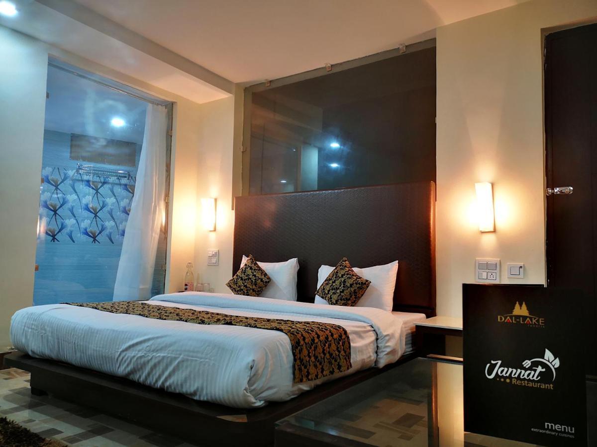 The Gateway Dal Lake Resort, Mcleodganj, Dharamshala แมคลอยด์กันจ์ ภายนอก รูปภาพ